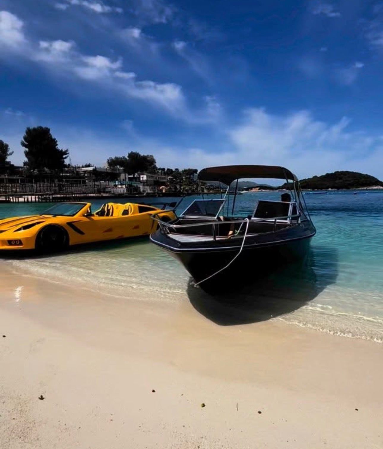 VIP boat tour